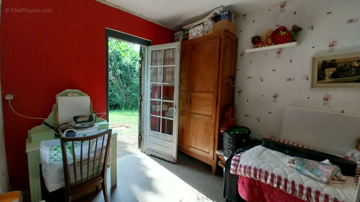 Maison à SAINT-PIERRE-DE-COLE