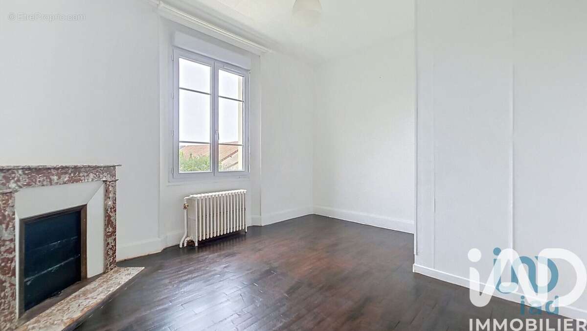 Photo 7 - Maison à ROMILLY-SUR-SEINE