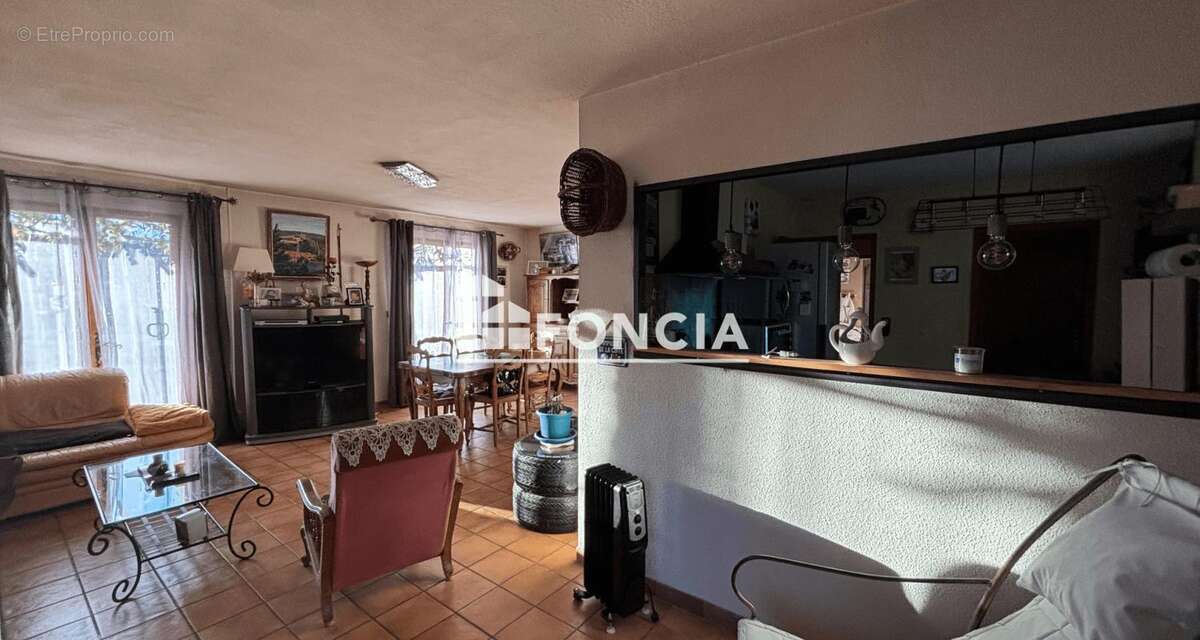 Maison à L&#039;ESCALE