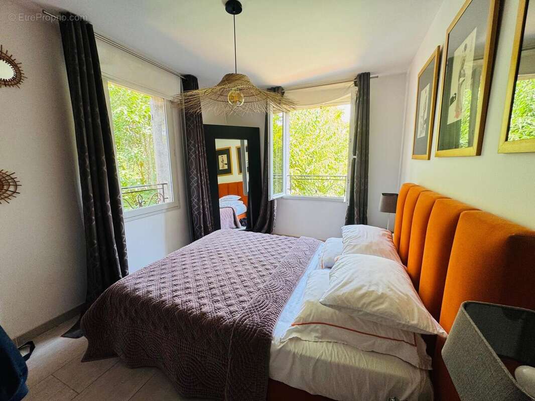 Maison 135 m² à Saint-Martin-De-La-Brasque  - photo 9