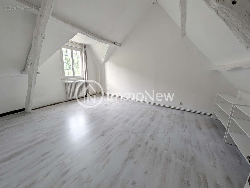 Propriéte de 202 M2 sur un terrain constructible de 1565 m2 - photo 22