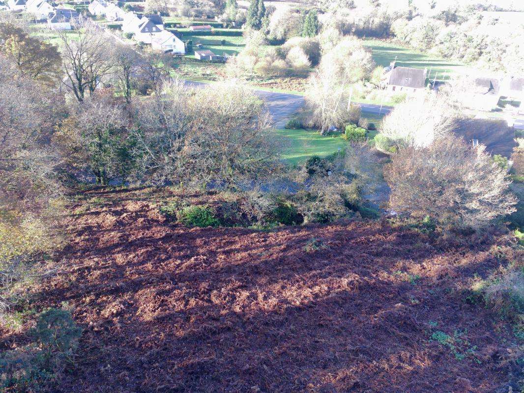 Terrain à ROSTRENEN