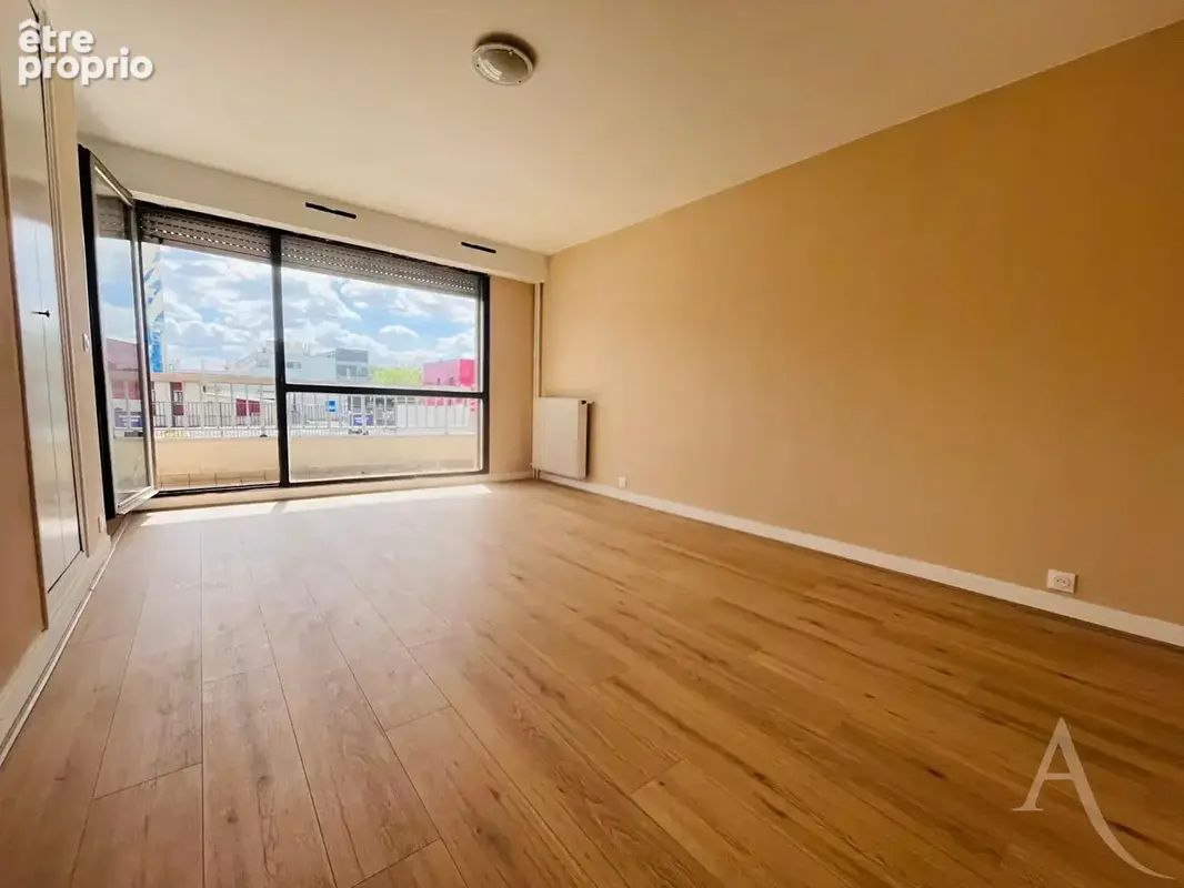 Appartement Noisy Le Sec 1 pièce(s) - photo 8