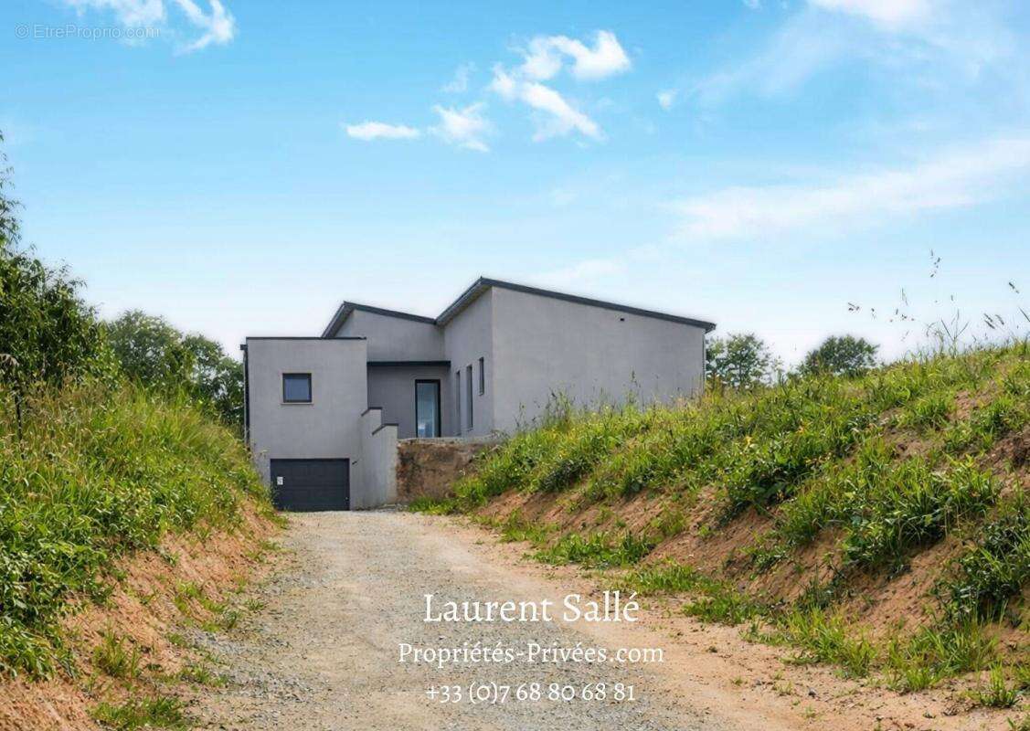 Maison neuve RE 2020 de plain-pied 125 m²  - 3 chambres - Sous-sol - Terrain 2 020 m² - - photo 3