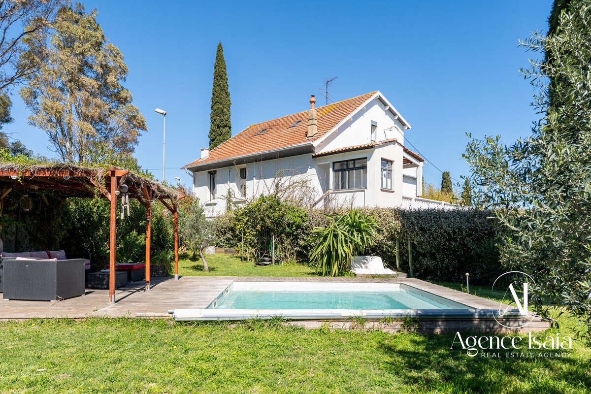 Maison à BORMES-LES-MIMOSAS