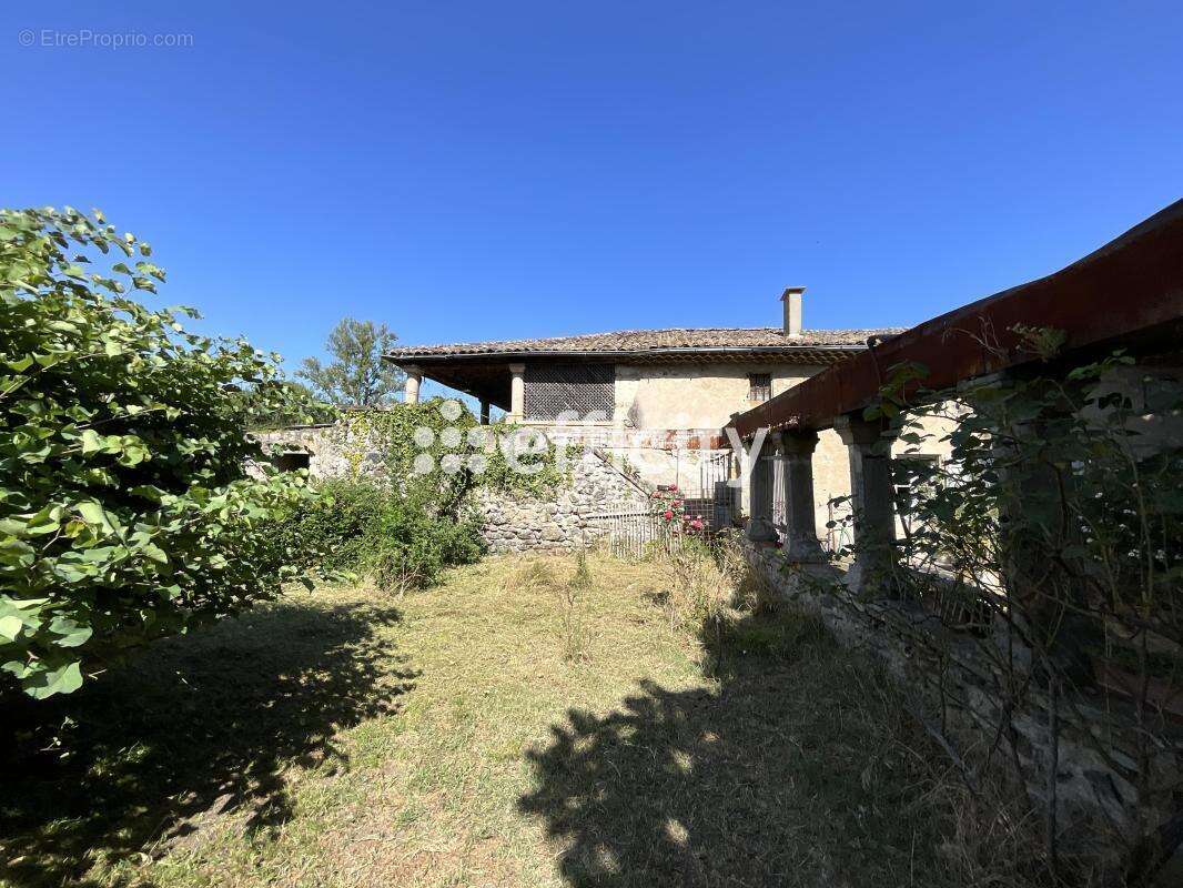 Maison à PRIVAS