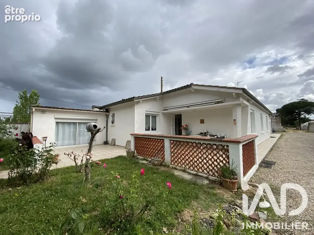 Photo 1 - Maison à AIGUILLON