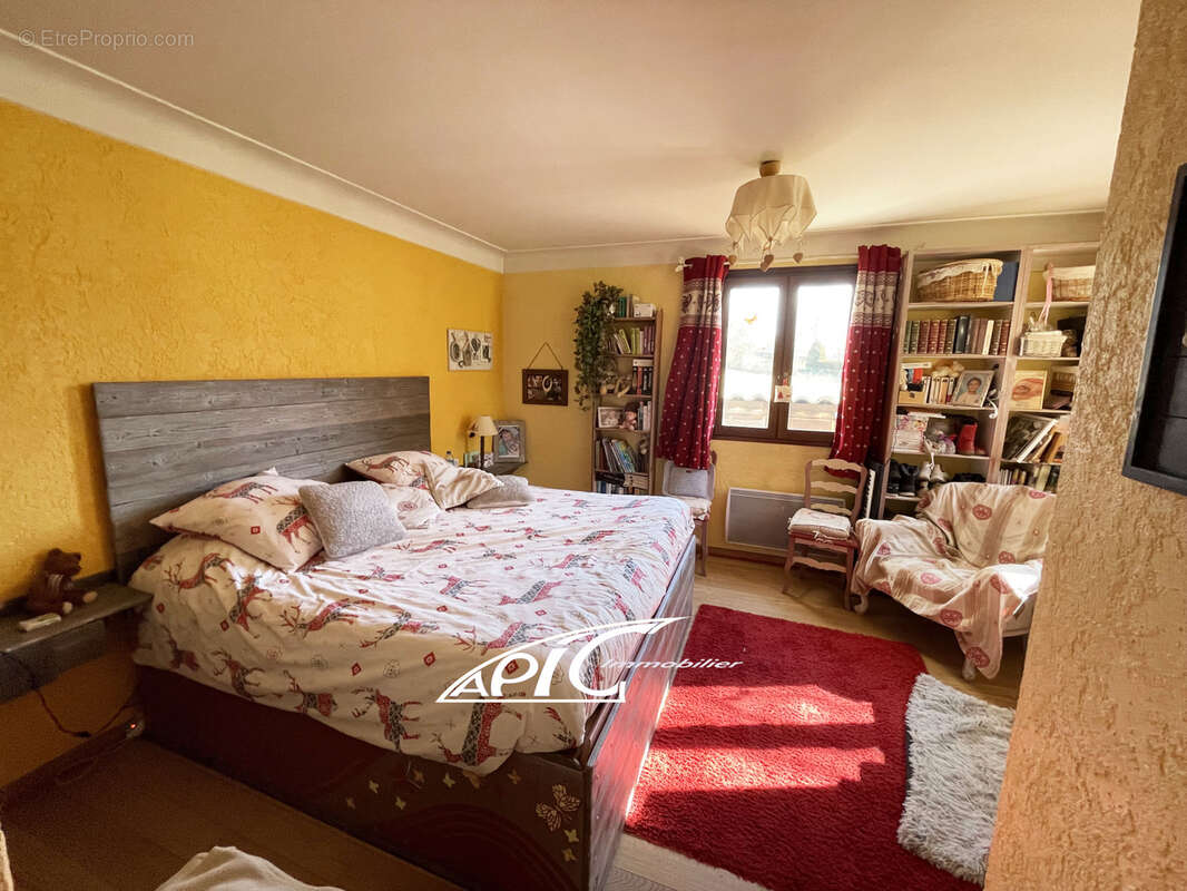 Maison à VALDEROURE