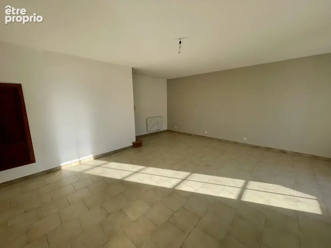 Ensemble de 2 maisons, 135 m² et 65 m², 3 km d'AULNAY et tous commerces, cadre très joli - photo 10