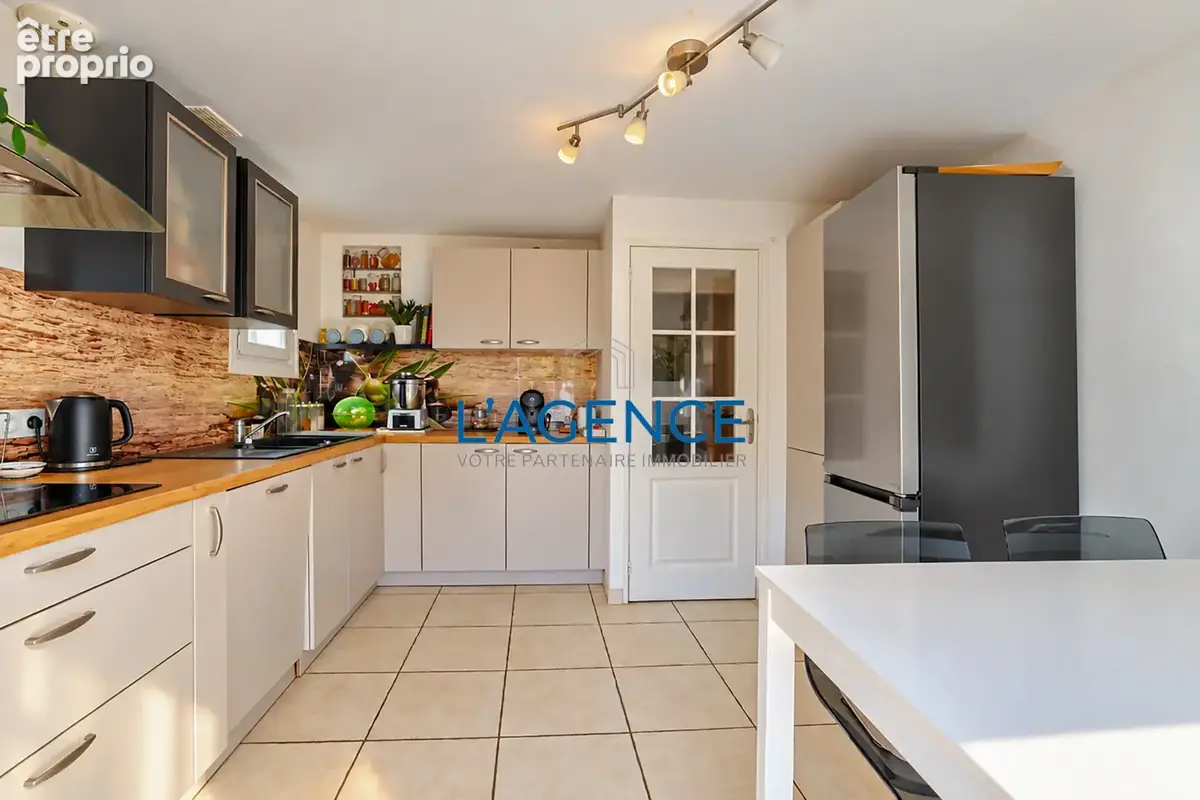 VILLA DE PLAIN PIED de 150 m2 avec jardin de 633 m2 en face de la mer . - photo 10