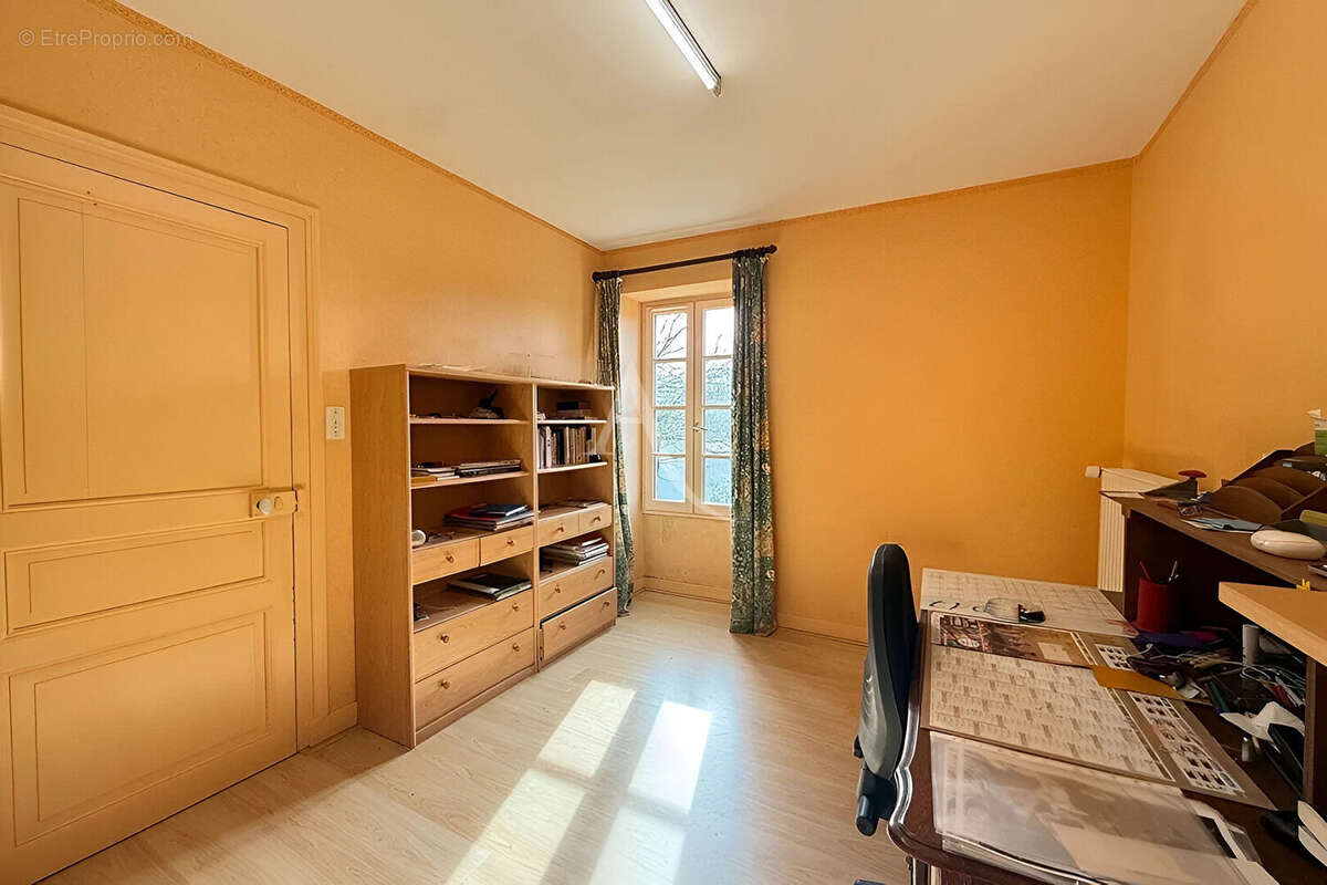 Maison à LE LANGON