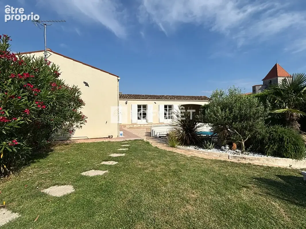 Maison Saint Georges Des Coteaux 4 pièces 112 m2 - photo 13