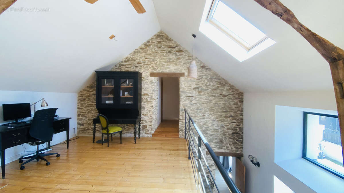 Maison à SAINT-MARS-DU-DESERT