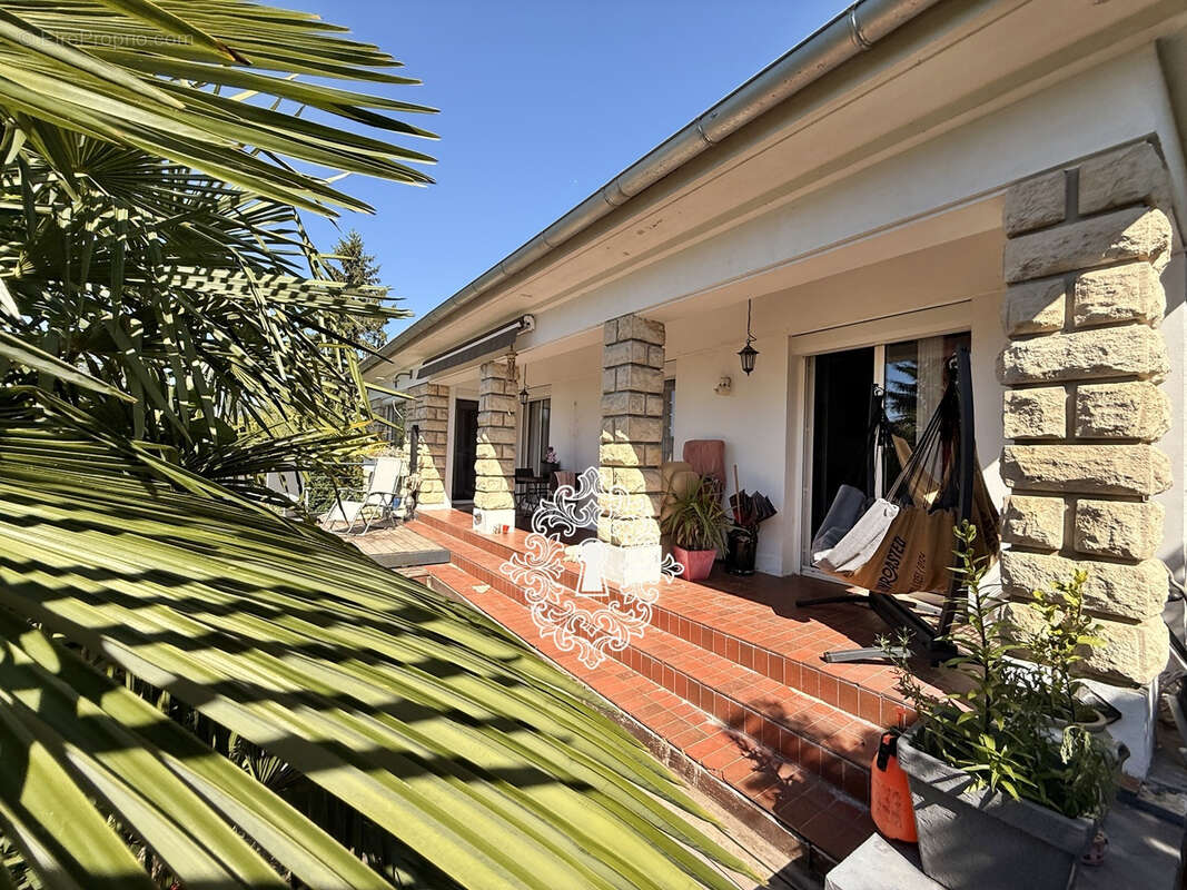 Maison à DONNEMARIE-DONTILLY