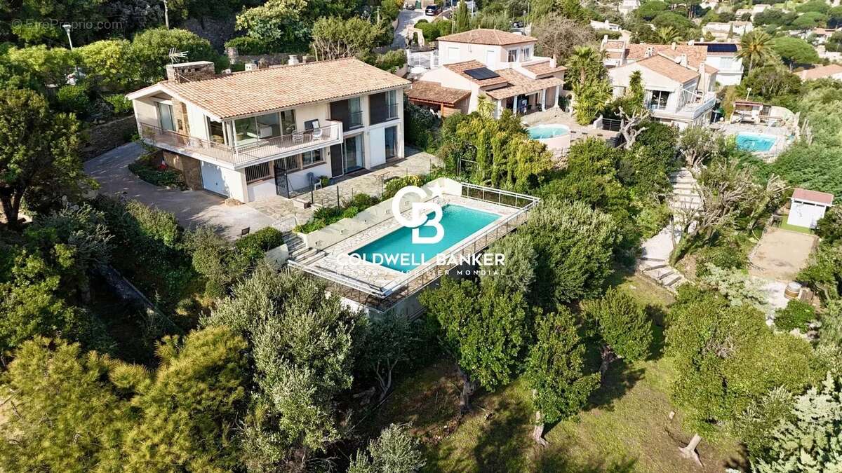 Maison à CAVALAIRE-SUR-MER