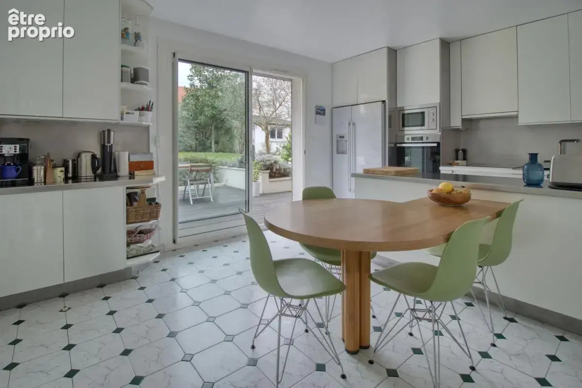 Clamart gare: maison familiale calme terrasse jardin garage - photo 9