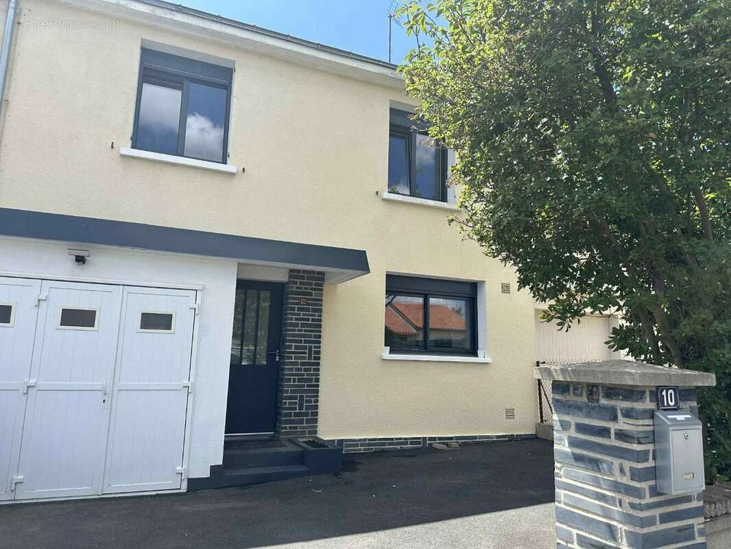 Maison de ville rénovée avec 3 chambres - photo 4