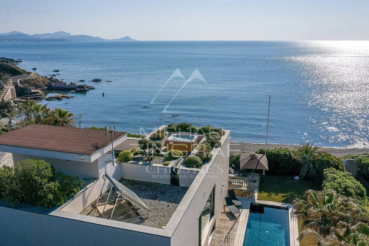 Maison à FREJUS