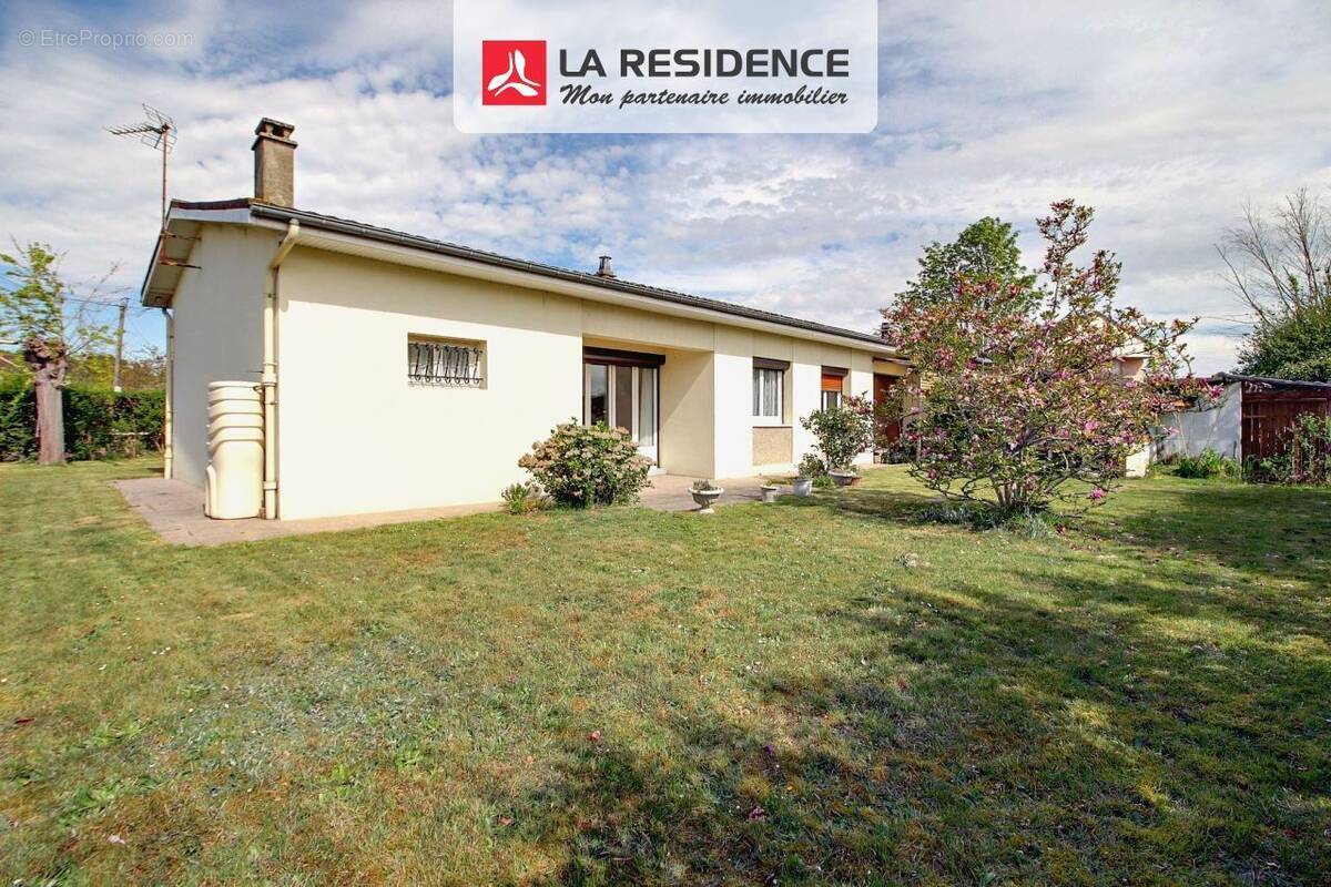 Maison à SAINT-ETIENNE-DU-ROUVRAY