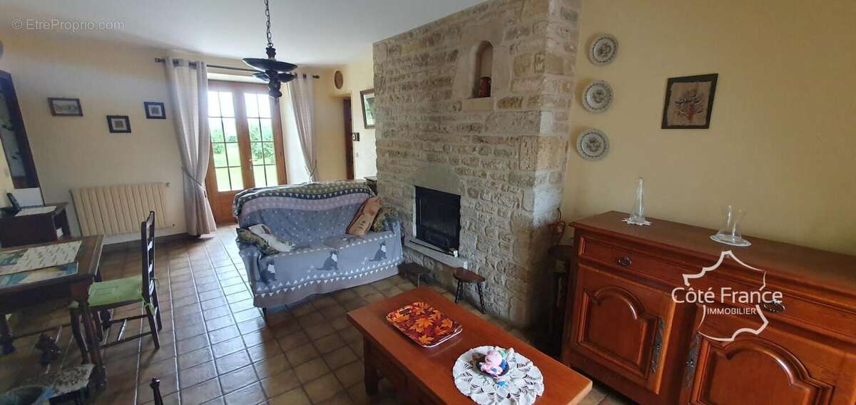 Maison à PICAUVILLE