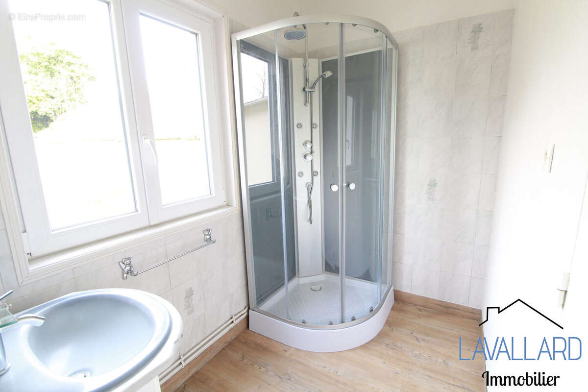 Maison 82 m² à Mouflers  - photo 3