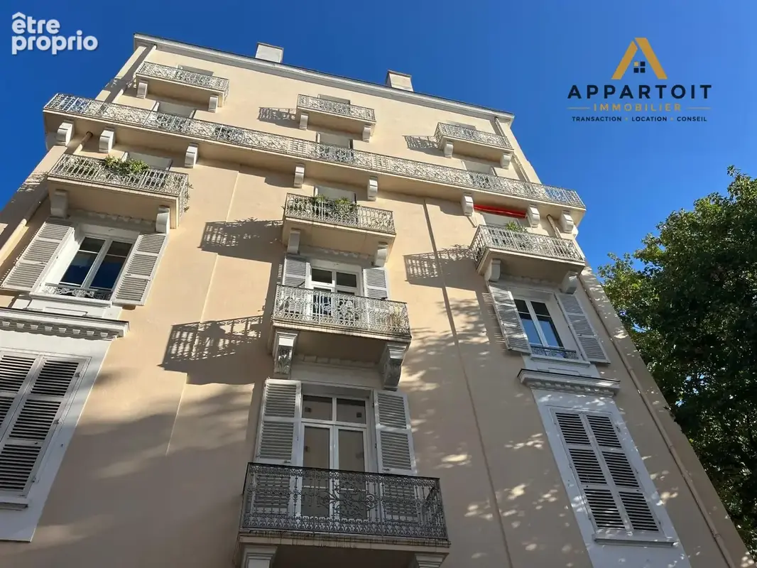 Appartement 51 m² à Vichy  - photo 9
