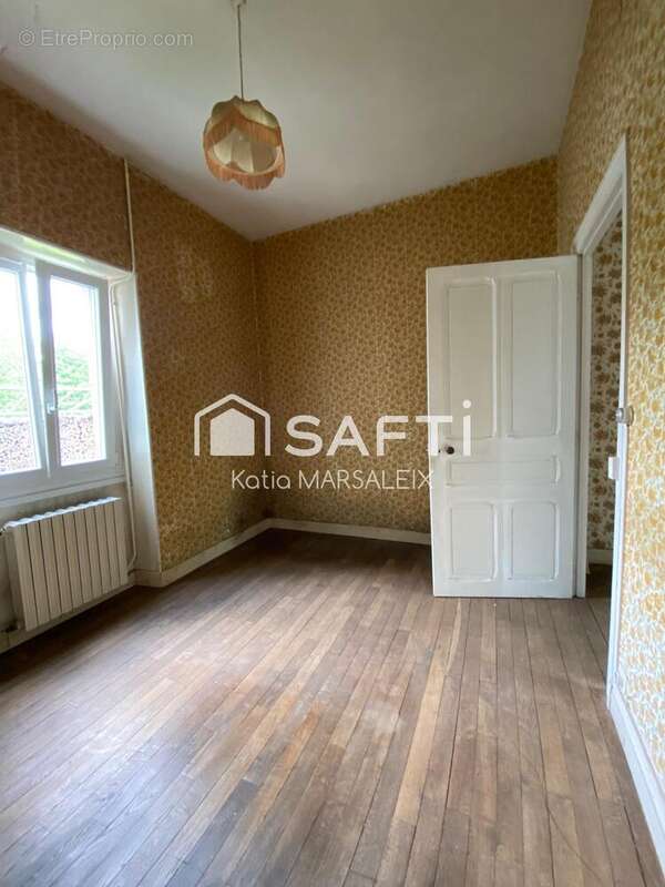Maison 97 m² à Aigurande  - photo 6