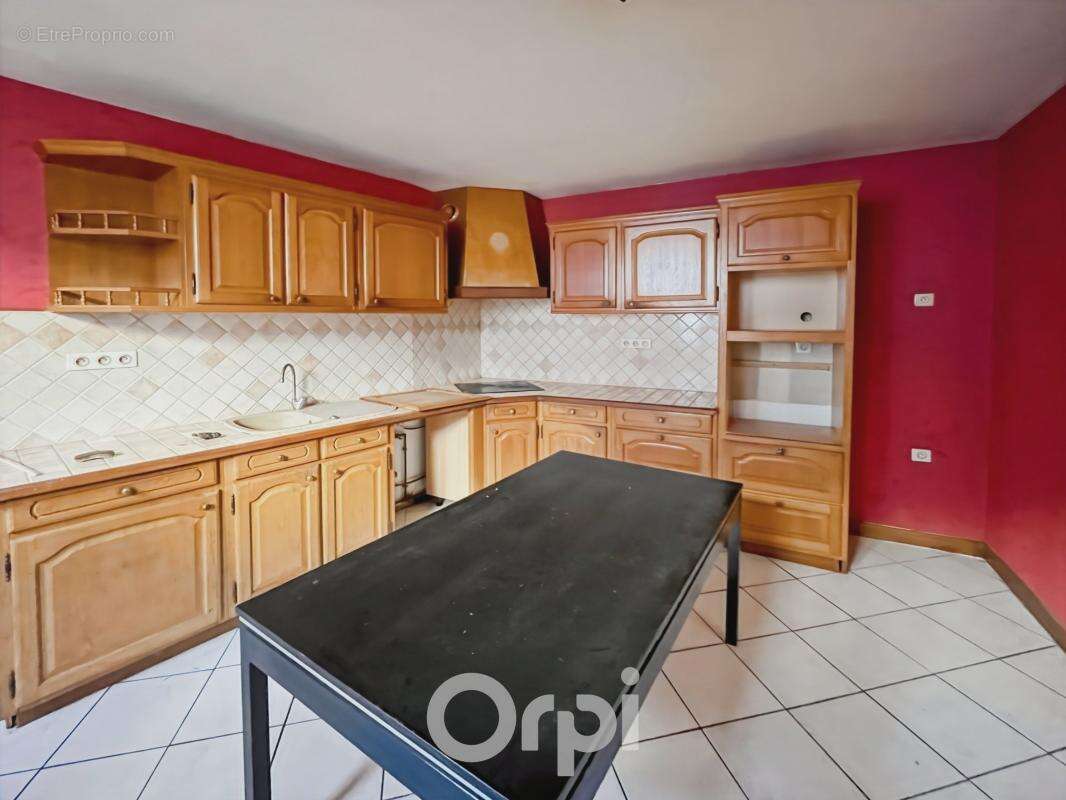 Appartement à AMBAZAC