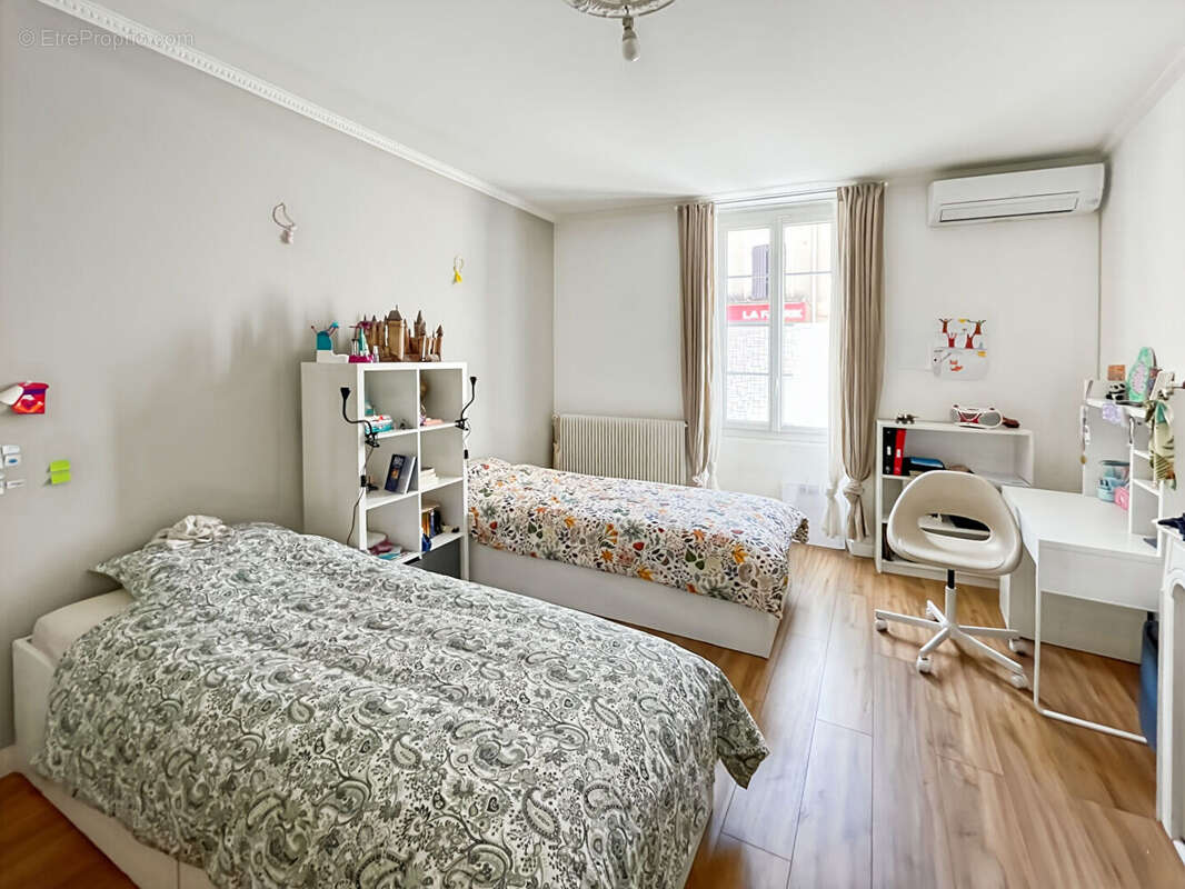 Appartement à CHATEAURENARD