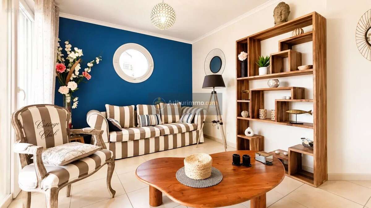 Appartement à FREJUS