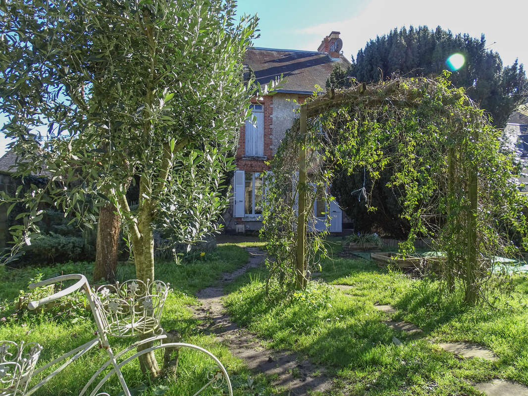 Maison à VILLEFRANCHE-SUR-CHER