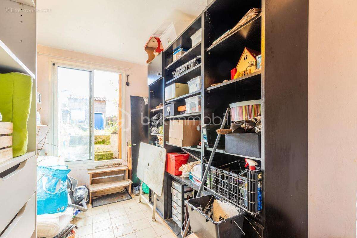 Appartement à PARAY-VIEILLE-POSTE