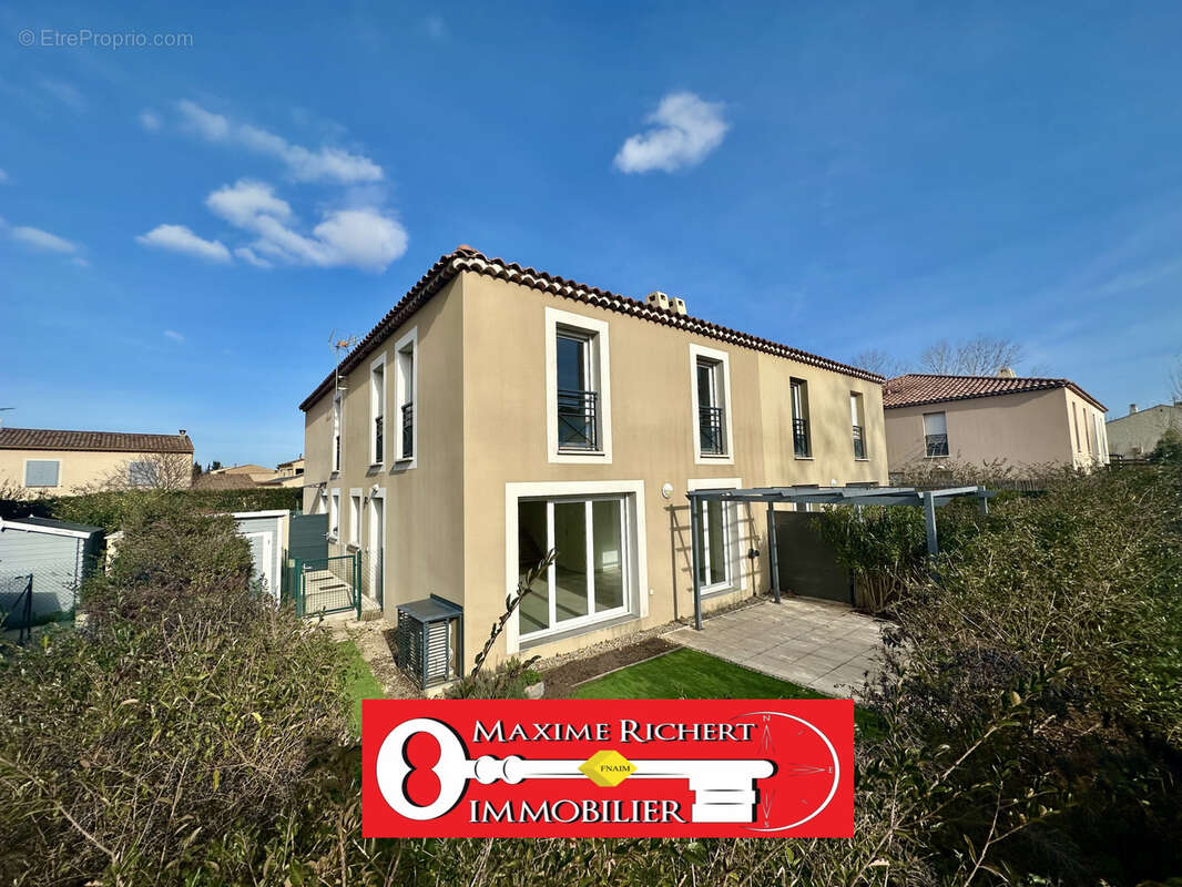 Maison à SAINT-MARTIN-DE-CRAU