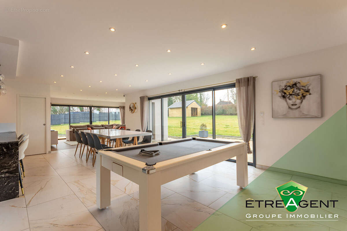 Maison de PLAIN-PIED - LA NEUVE LYRE - 190 m² - 5 chambres - photo 5