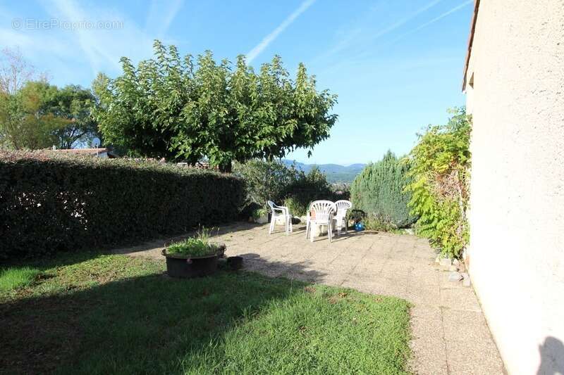 Maison à VERNOUX-EN-VIVARAIS