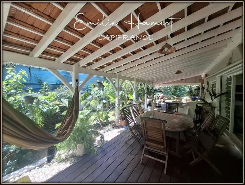 Maison à LES TROIS-ILETS