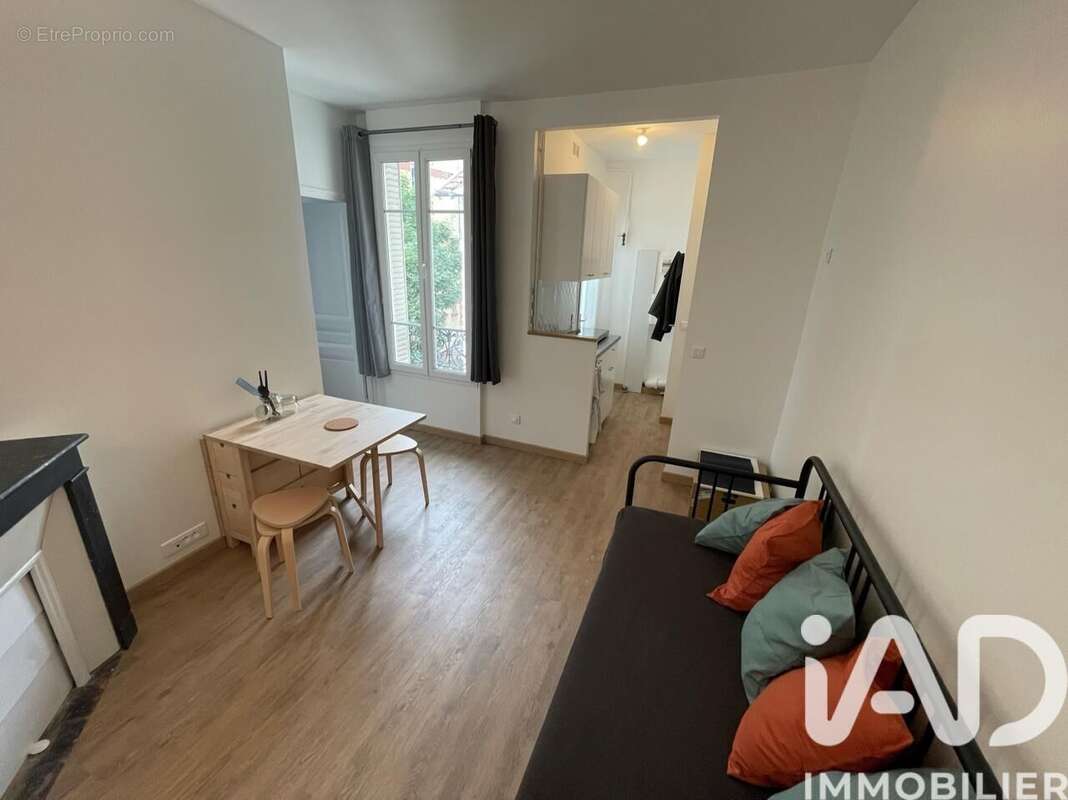 Appartement 26 m² à Colombes  - photo 2