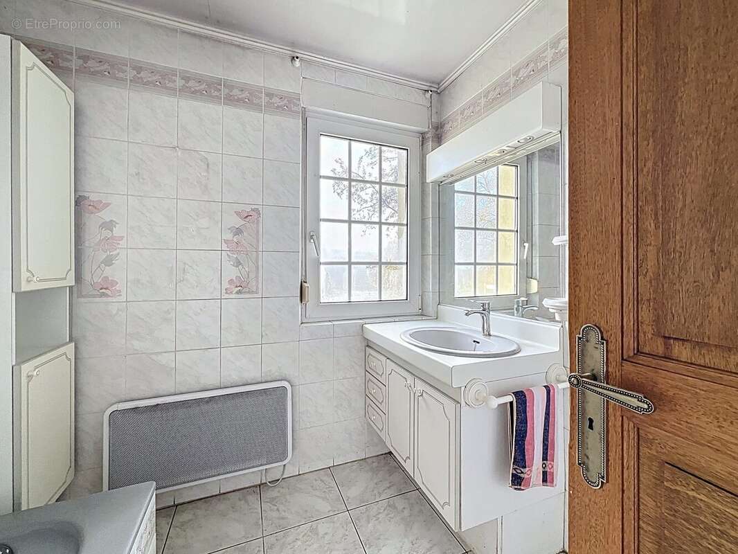 Maison à BERG-SUR-MOSELLE