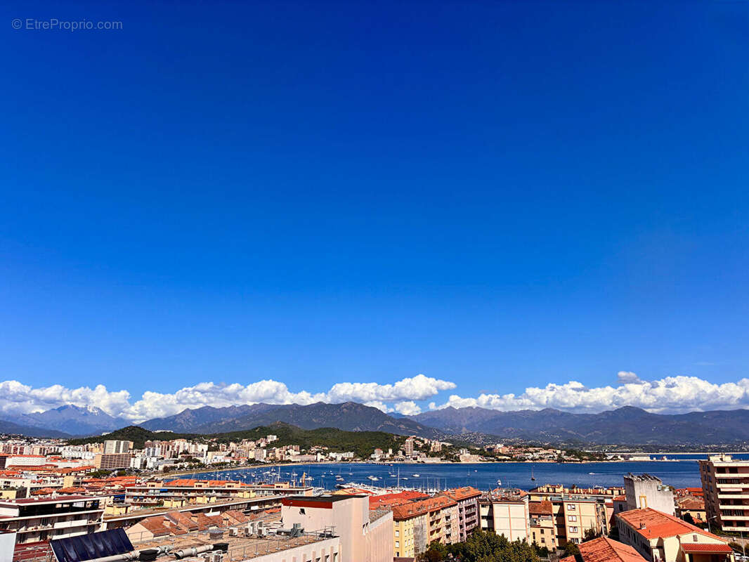 Appartement à AJACCIO