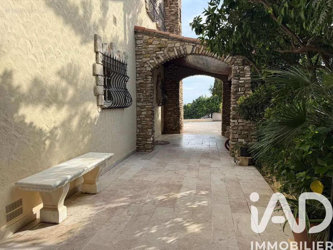 Photo 3 - Maison à ROQUEBRUNE-CAP-MARTIN