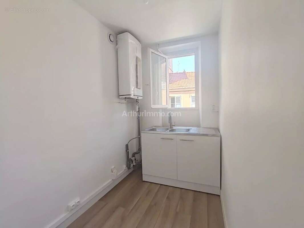 Appartement à VILLENEUVE-SAINT-GEORGES