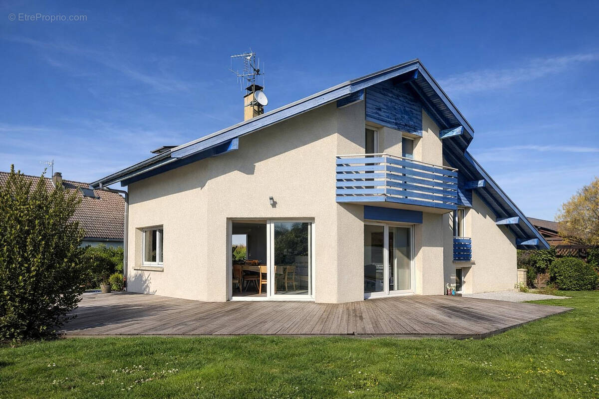 Maison à SCIEZ