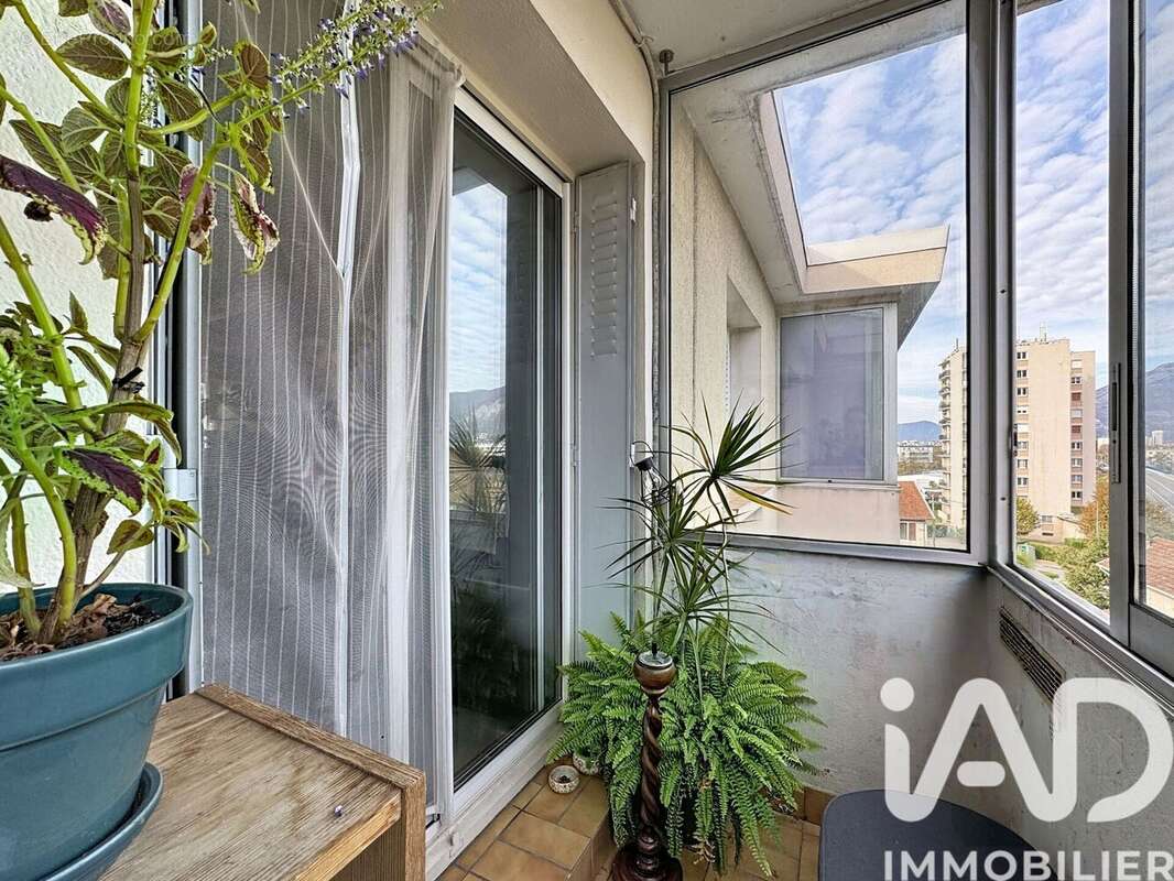 Photo 9 - Appartement à SAINT-MARTIN-D'HERES