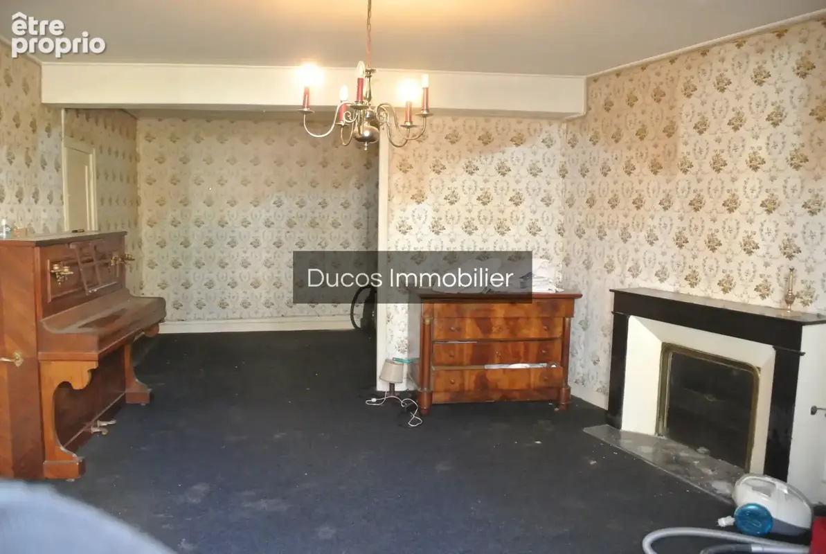 Plein coeur de Sainte Bazeille maison avec patio, garage et beaux volumes - photo 7