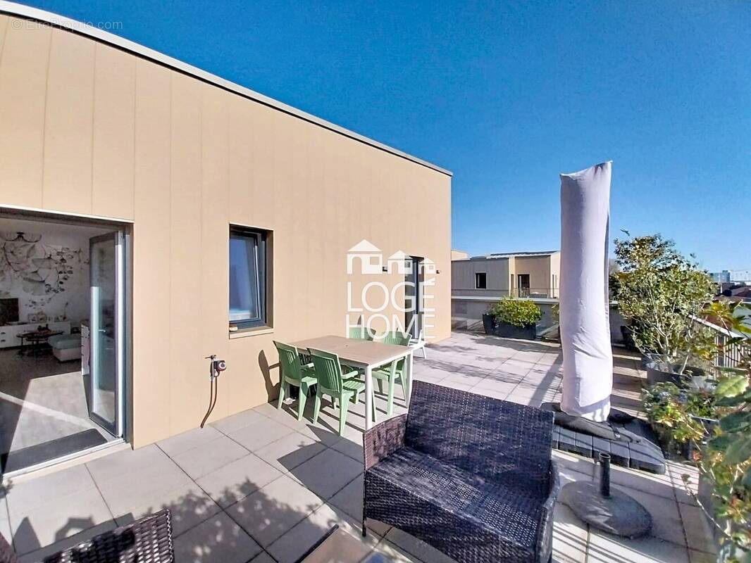 Appartement à HELLEMMES-LILLE