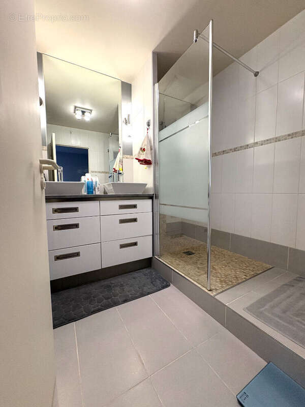 Appartement à SAINT-GRATIEN