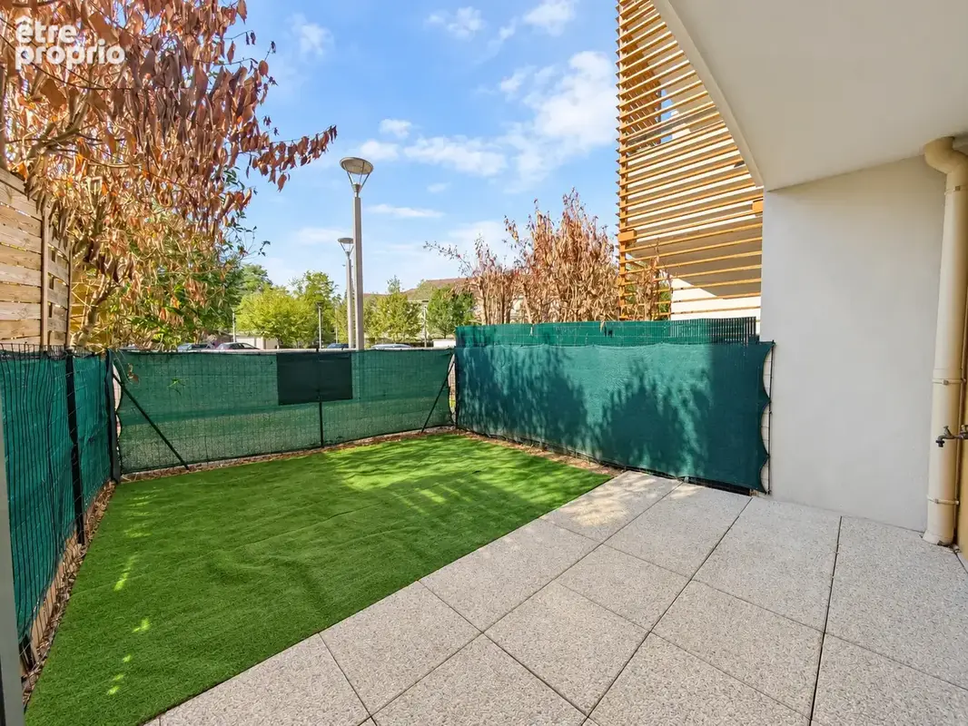 LIEUSAINT   Appartement 3 pièces en rez-de-jardin - photo 2