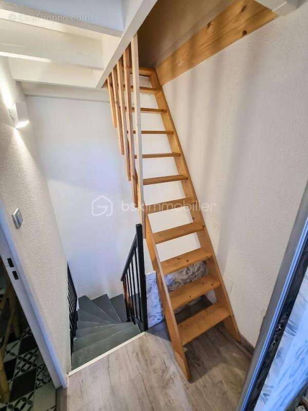 Appartement à BORMES-LES-MIMOSAS