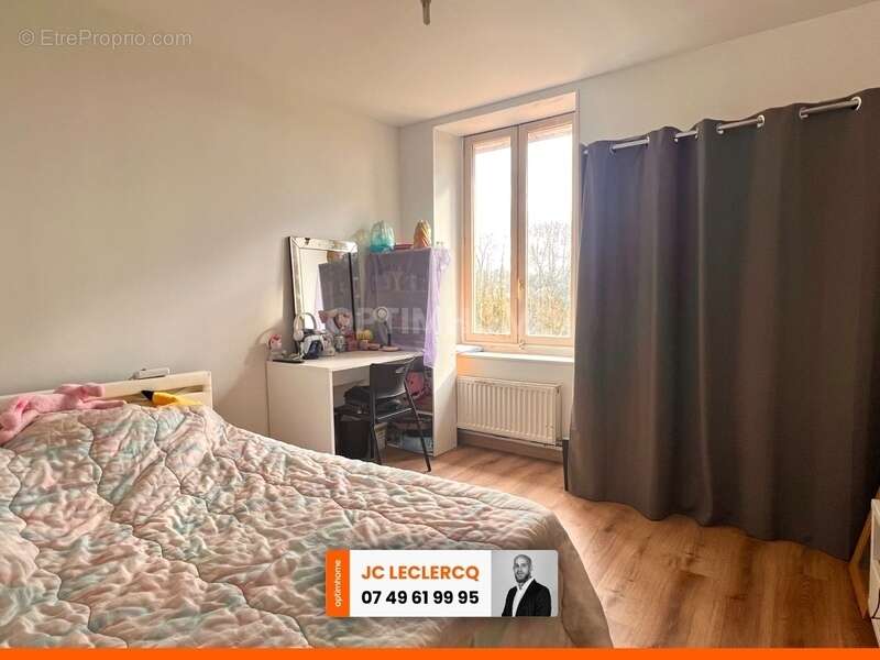 Maison à ROCHES-SUR-MARNE