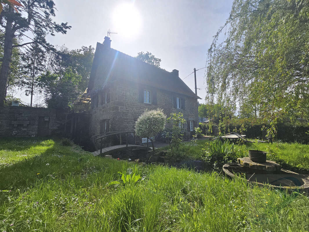 Maison à BELLOU-EN-HOULME